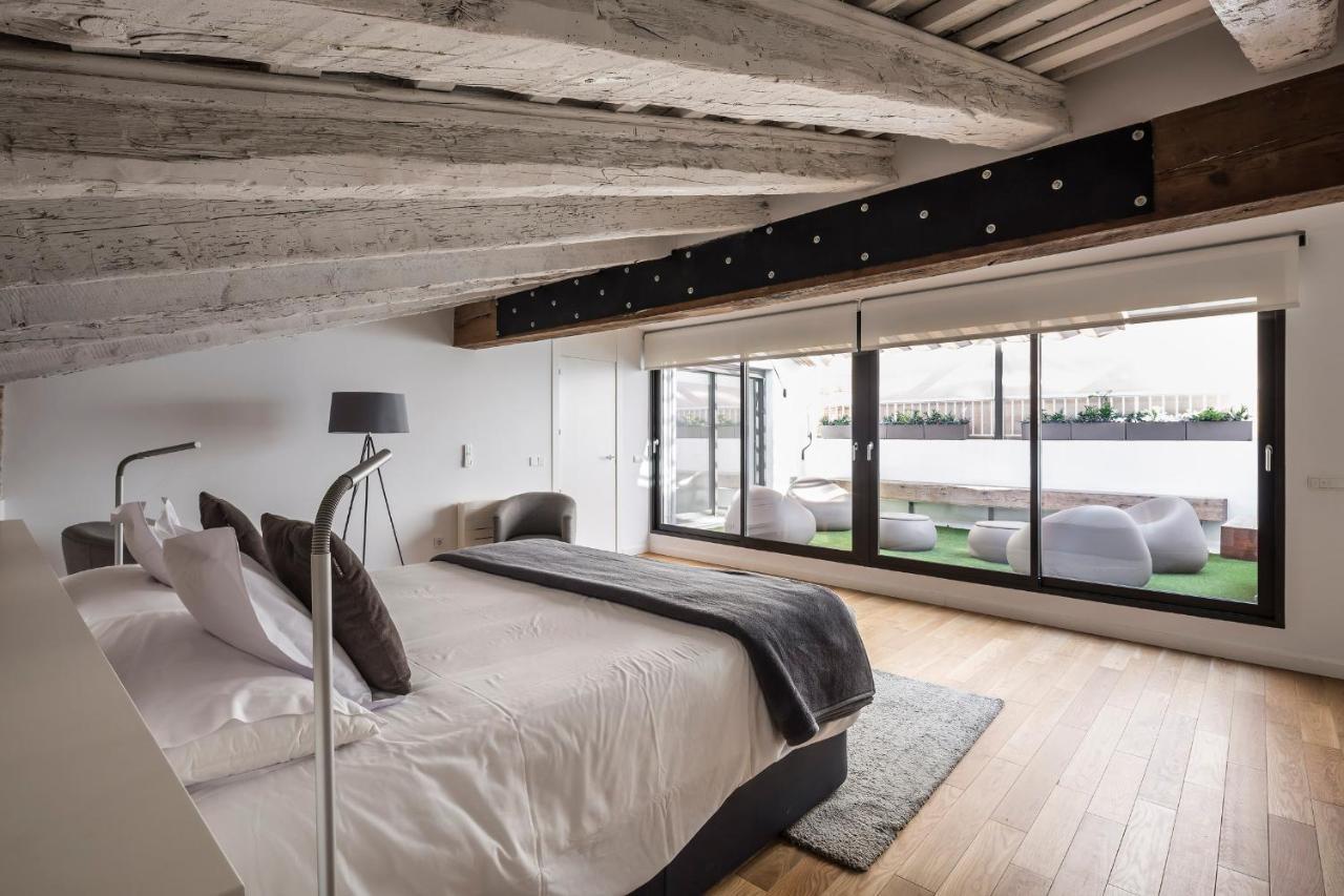 Penthouse Apartment