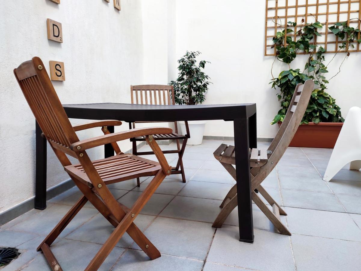 One-Bedroom Apartment Terrace