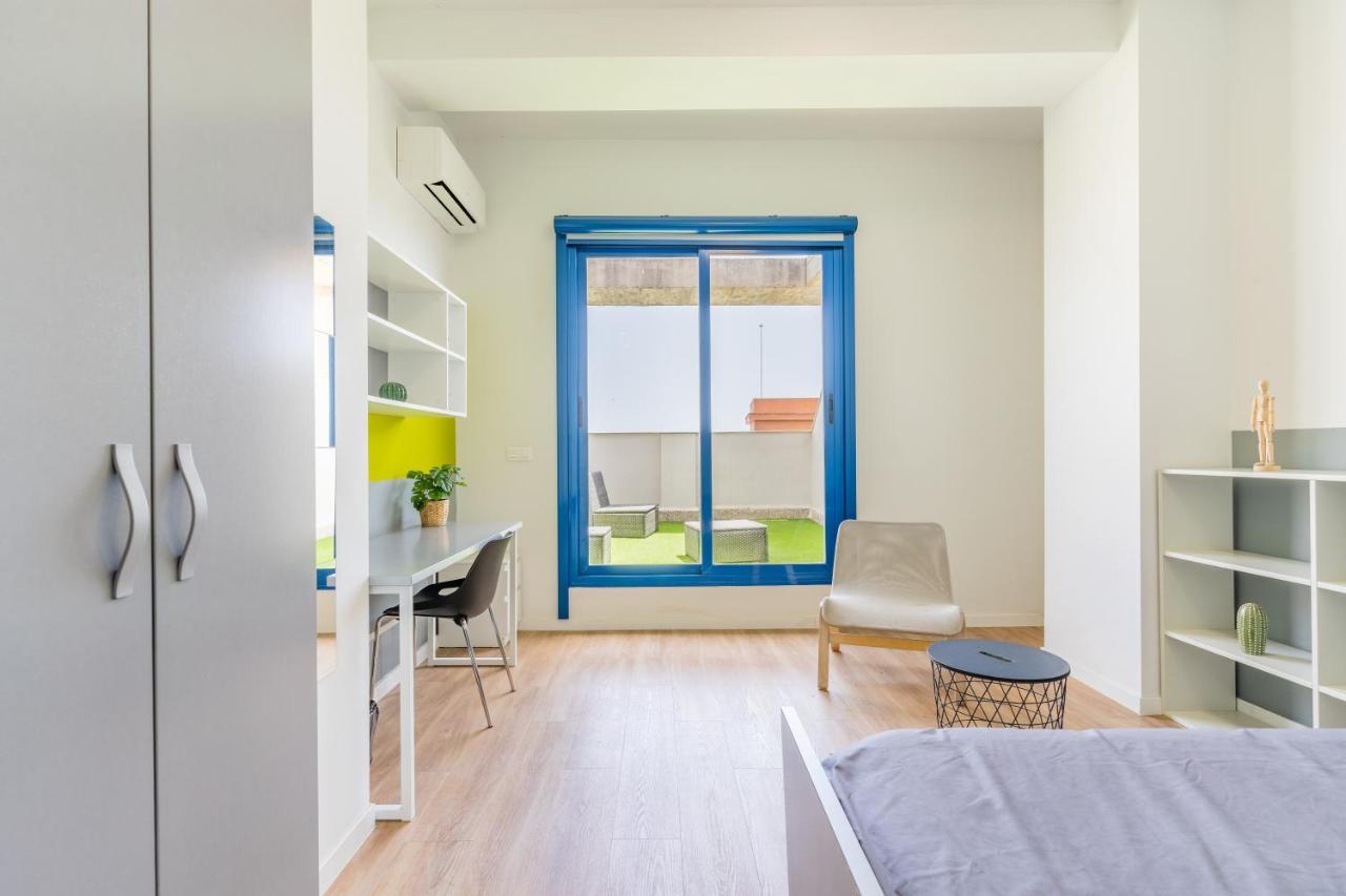 Single Room Terrace