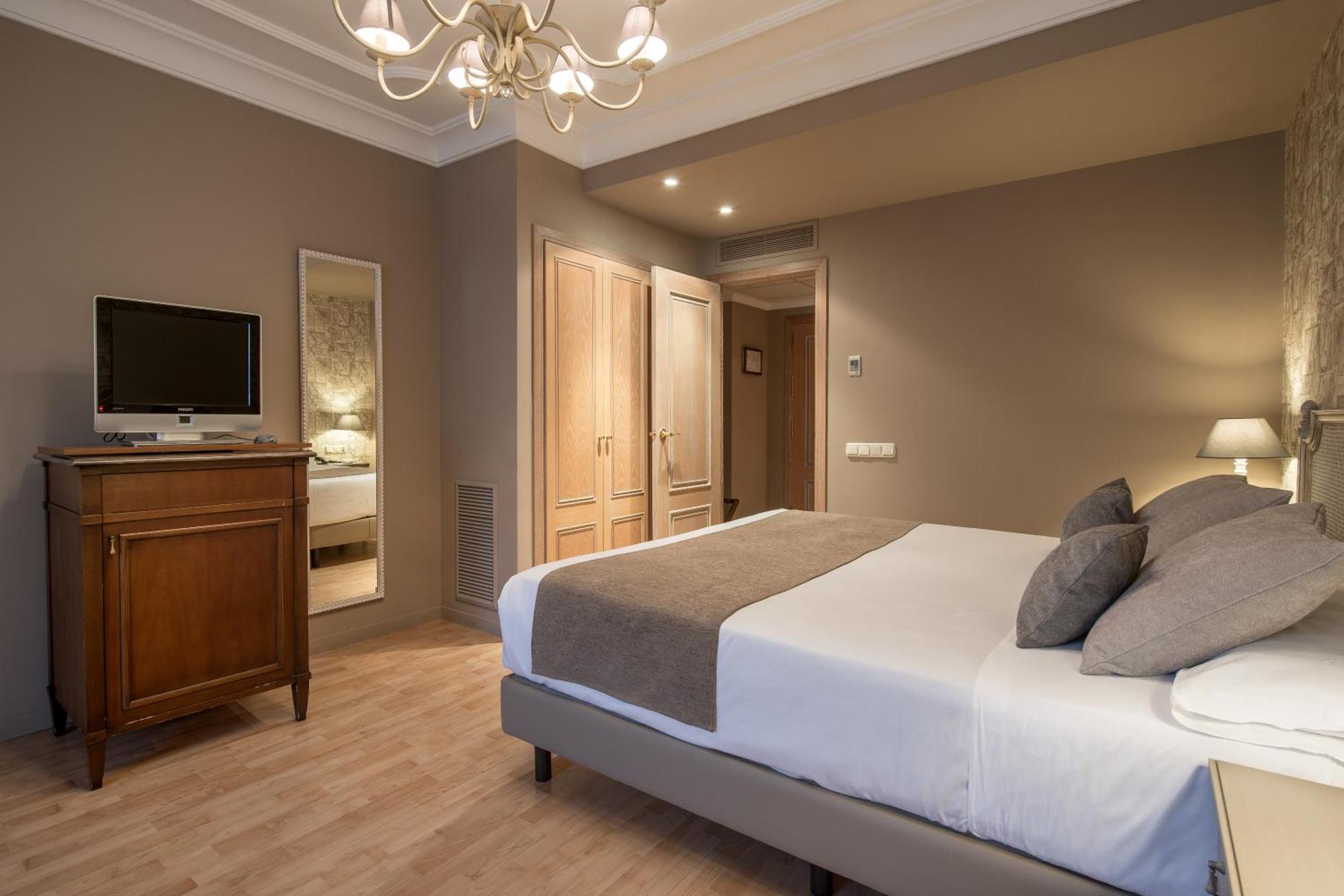 Vincci Room