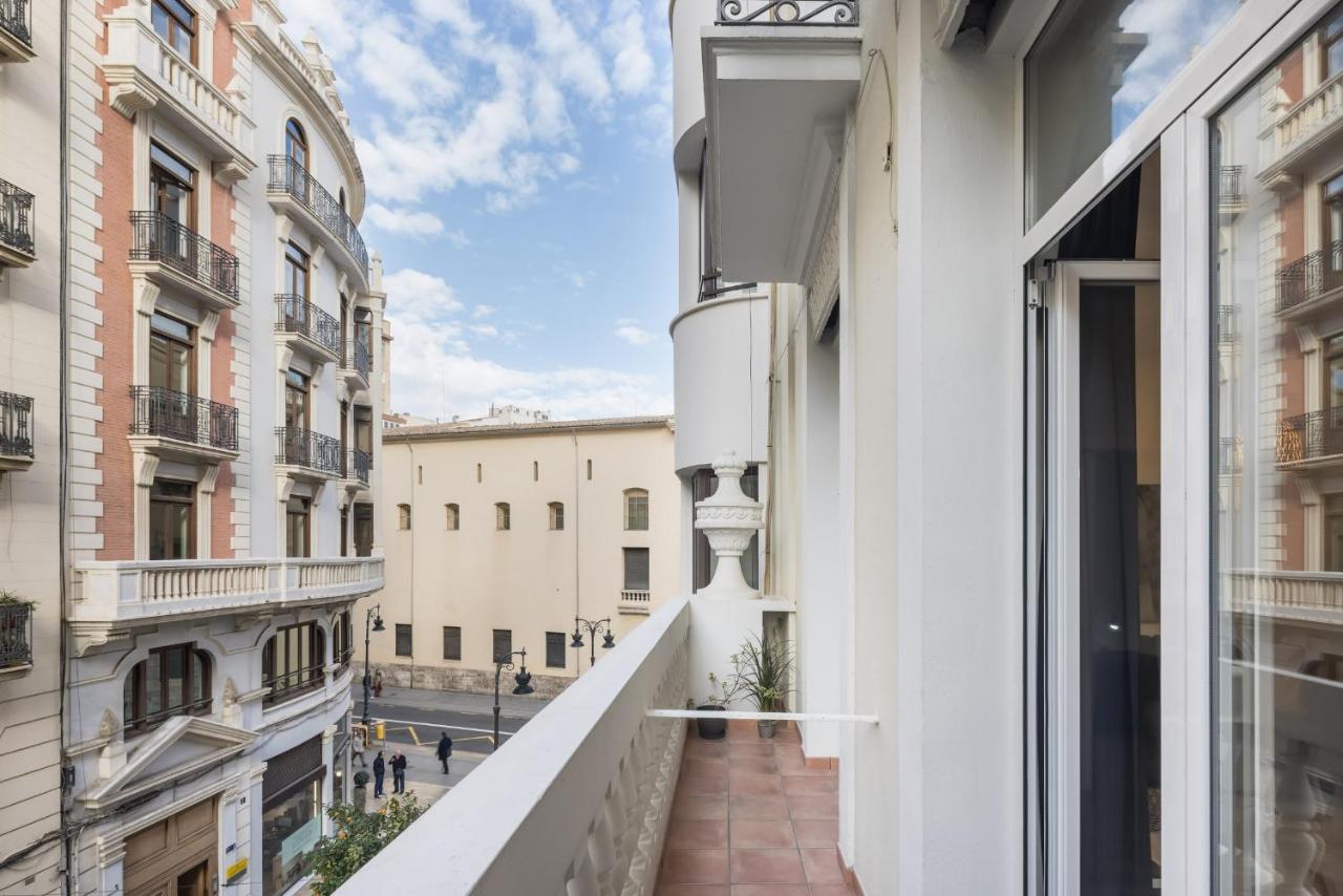 Exterior One-Bedroom Apartment