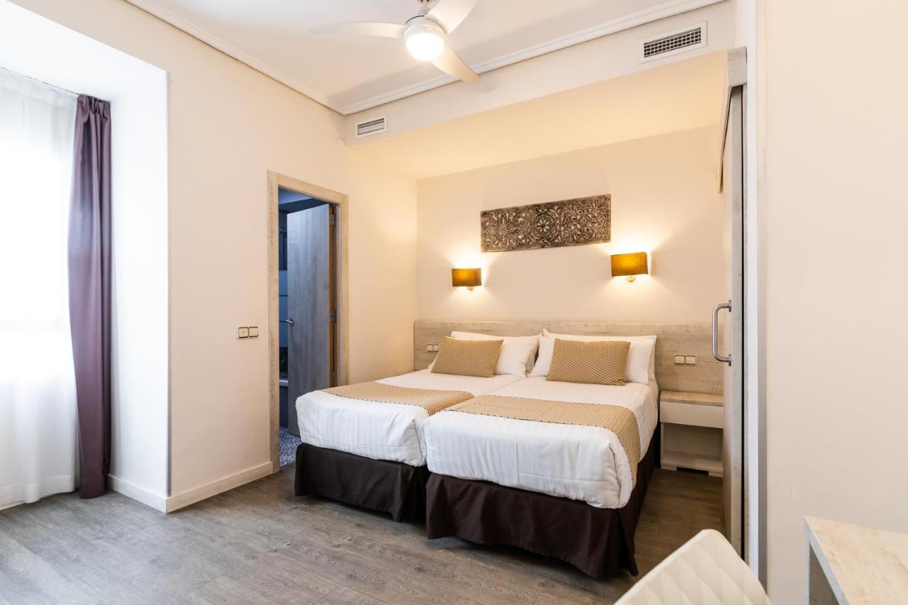 Driepersoonskamer (3 Volwassenen)