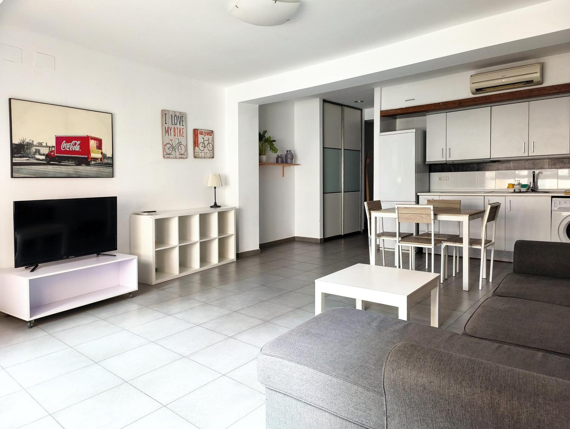 One-Bedroom Apartment