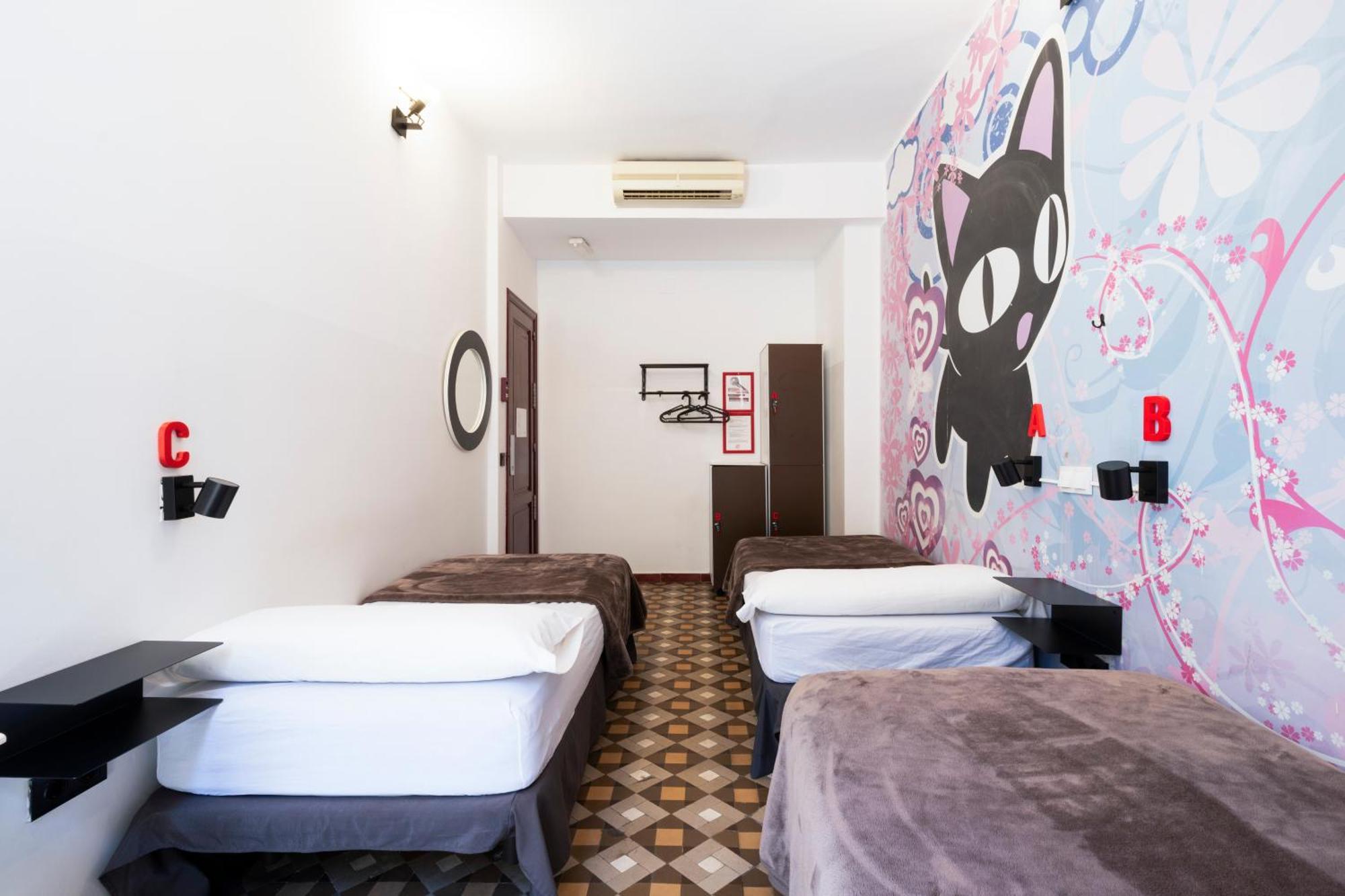 Single Bed 3-Bed Female Dormitory