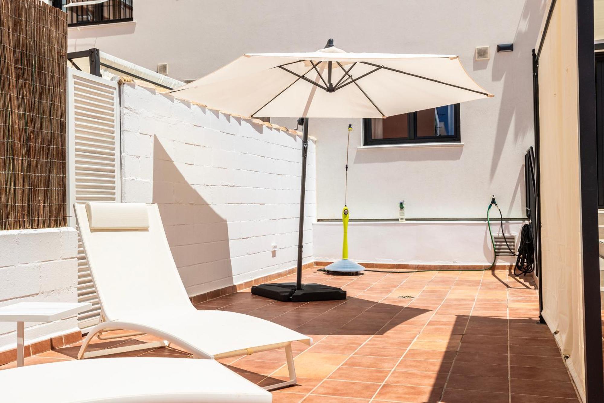 One-Bedroom Apartment Terrace