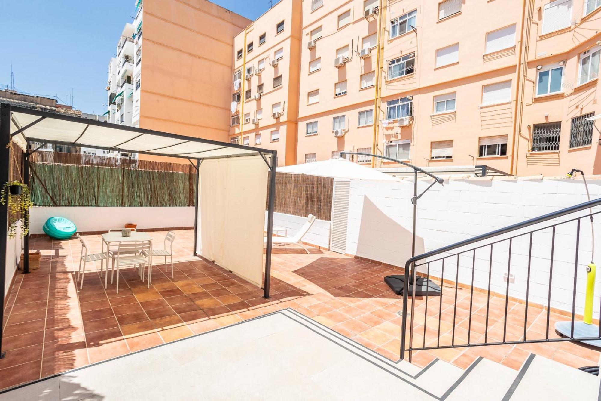 One-Bedroom Apartment Terrace