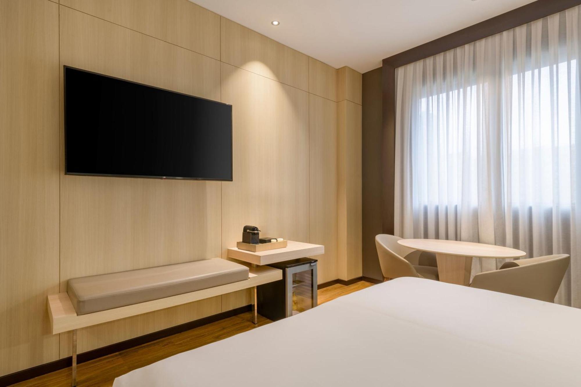 Standard Plus King Room