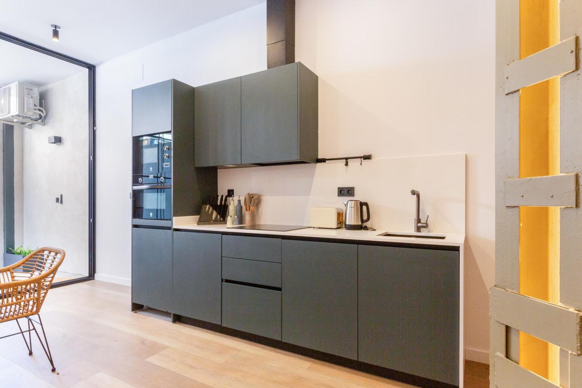 One-Bedroom Deluxe Apartment