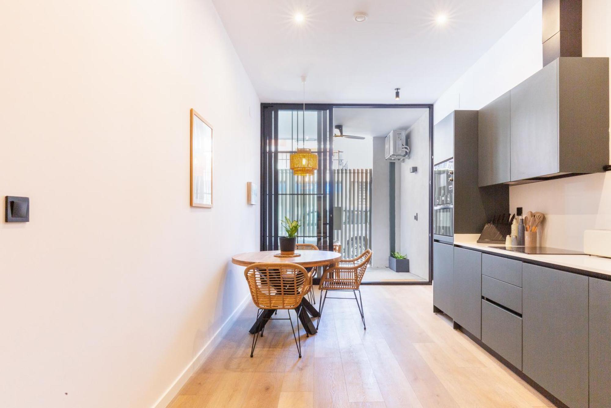 One-Bedroom Deluxe Apartment