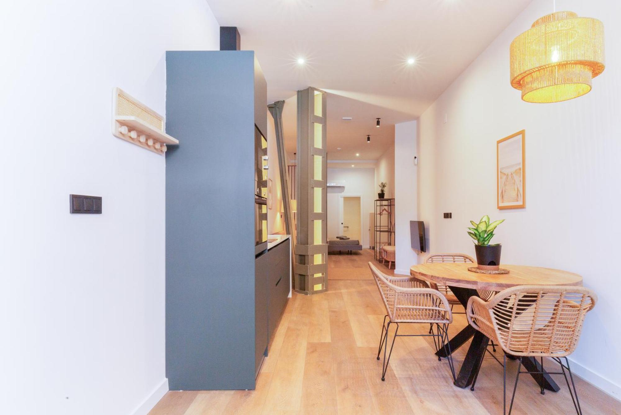 One-Bedroom Deluxe Apartment