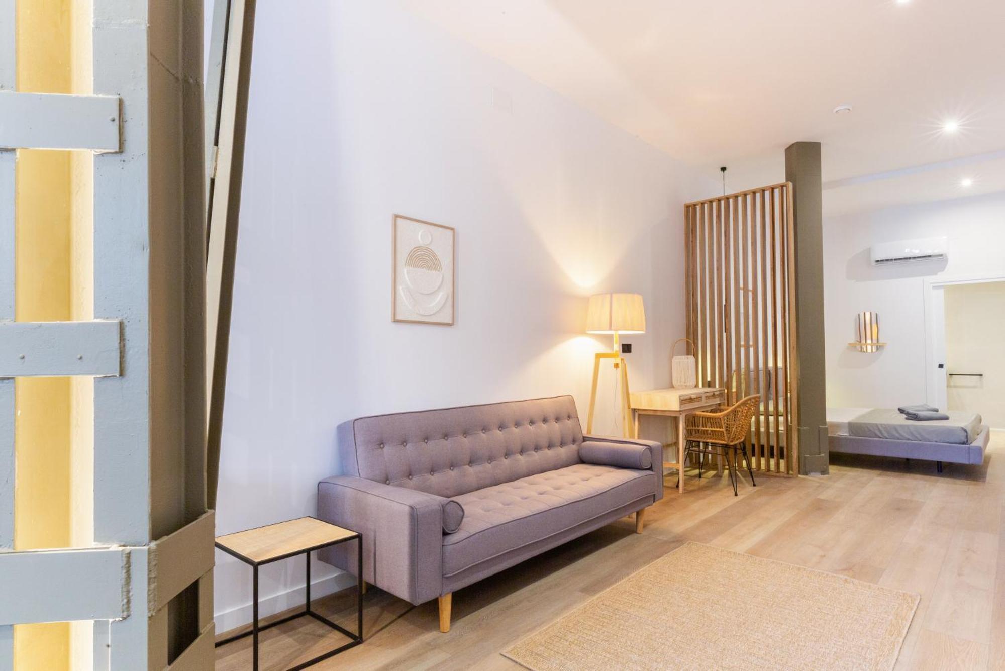 One-Bedroom Deluxe Apartment
