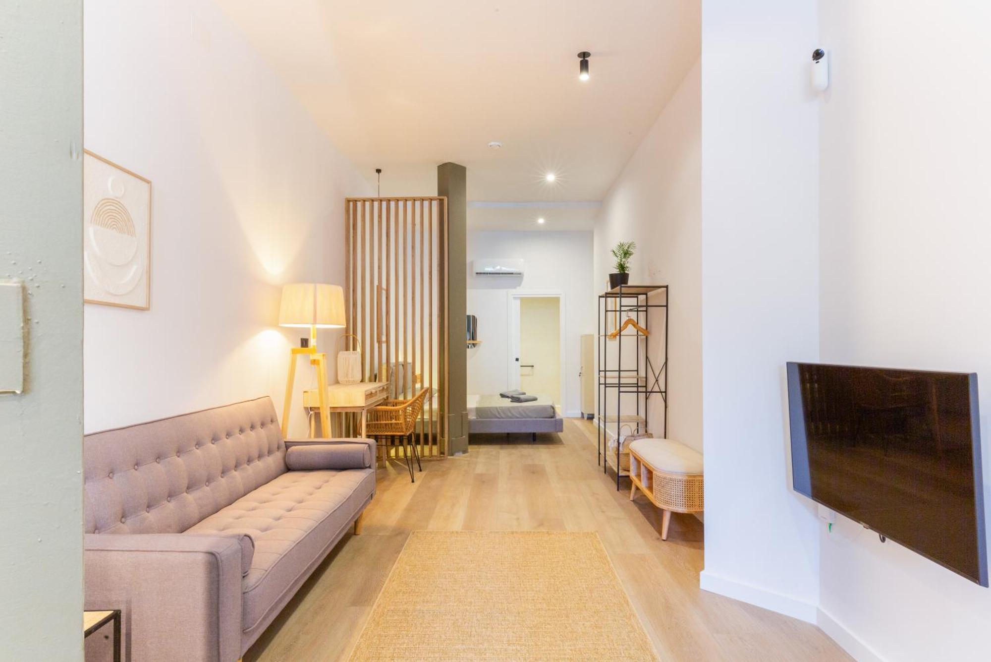 One-Bedroom Deluxe Apartment