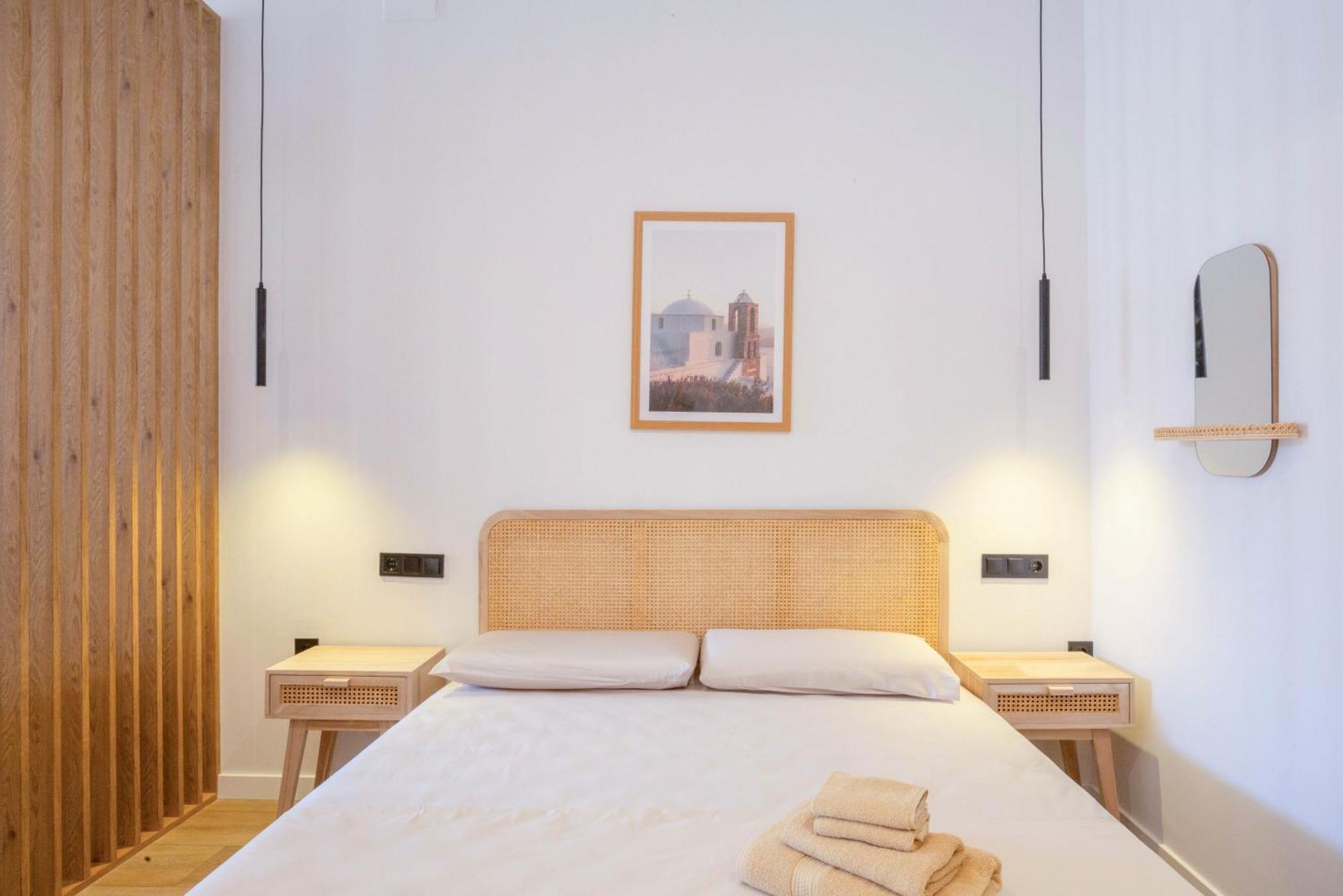 One-Bedroom Deluxe Apartment