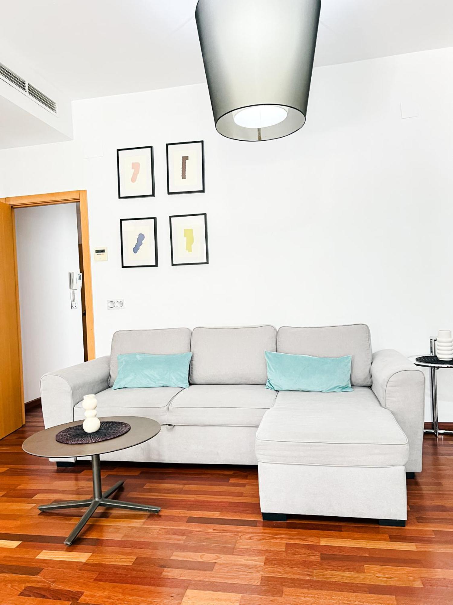 One-Bedroom Apartment