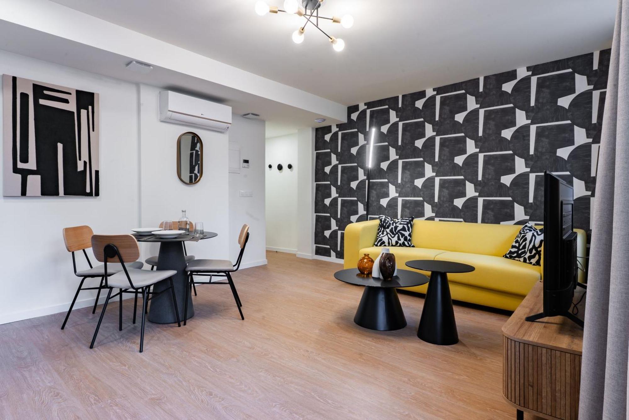 Studio Apartment One Double Bed