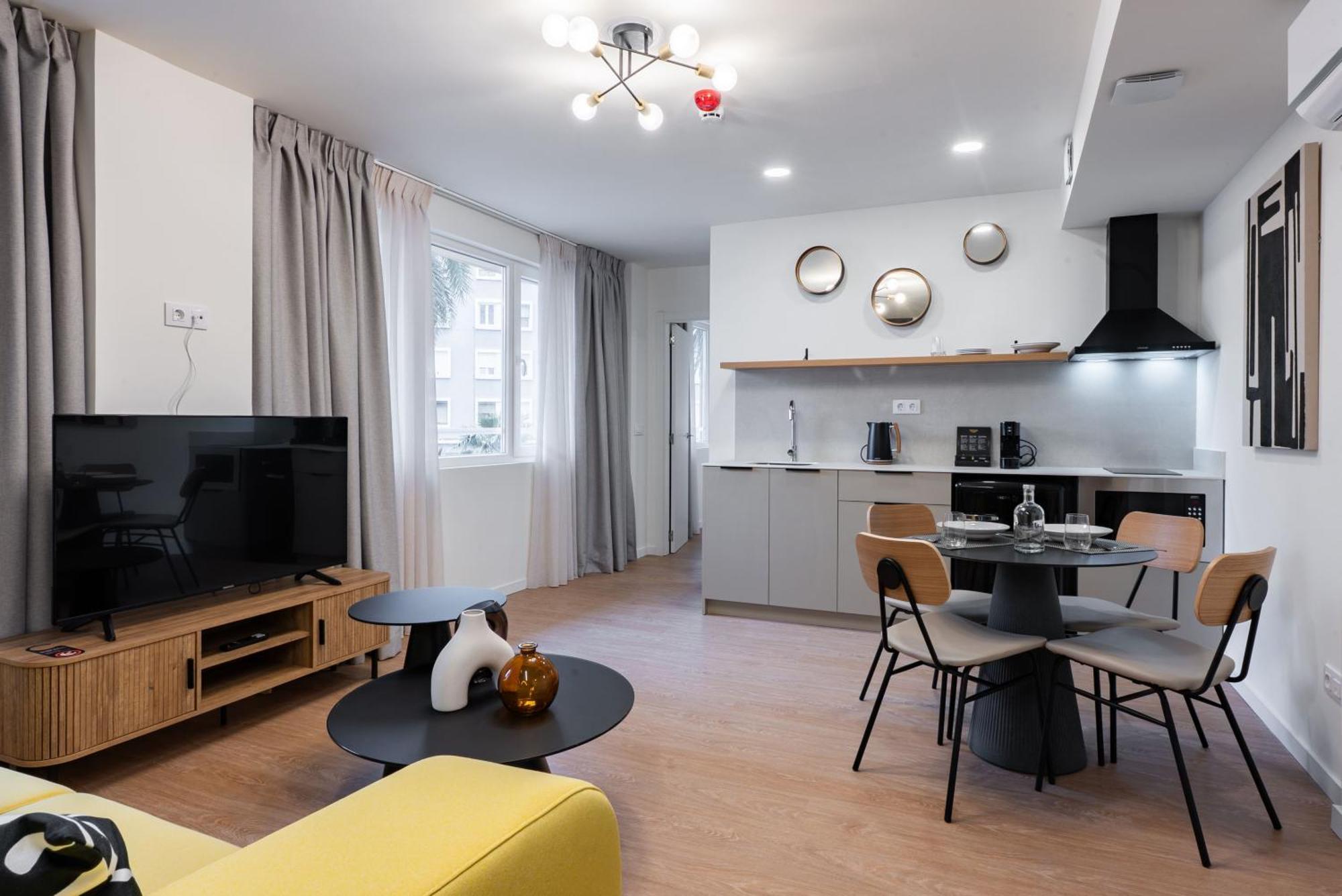 Studio Apartment One Double Bed