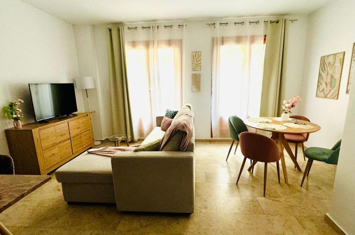 Appartamento con 2 Camere da Letto