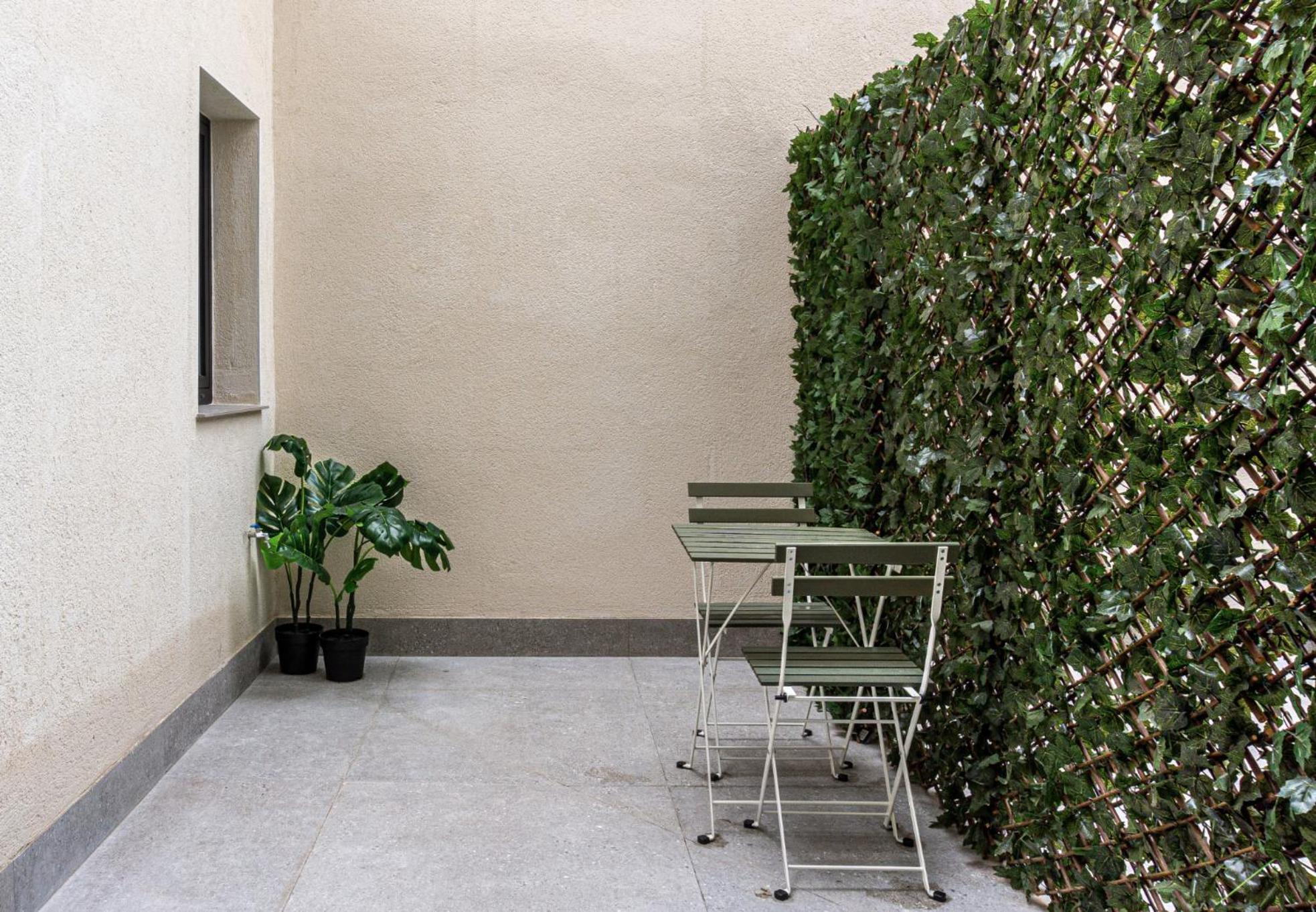 Studio Terrace