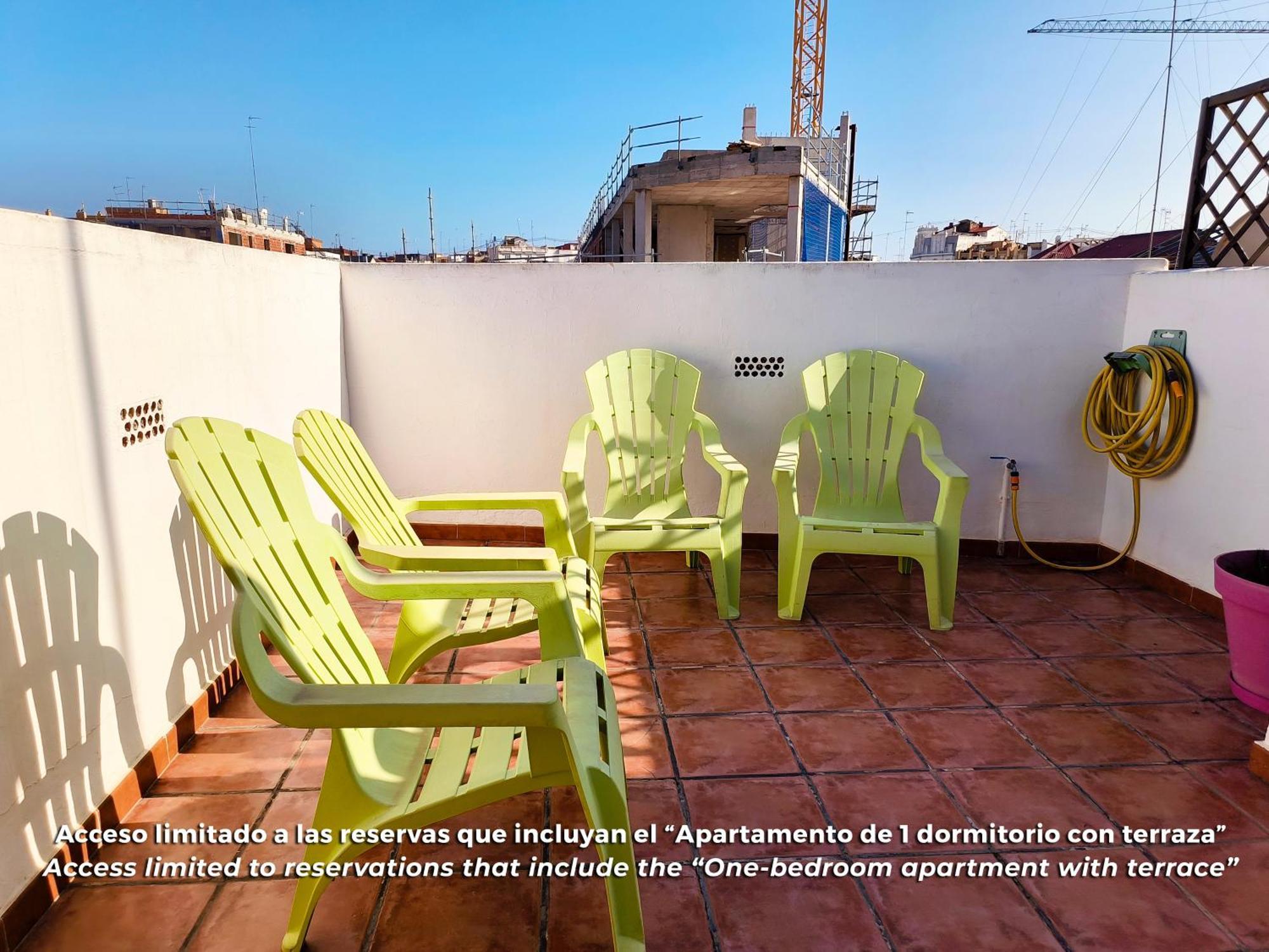 One-Bedroom Apartment Terrace