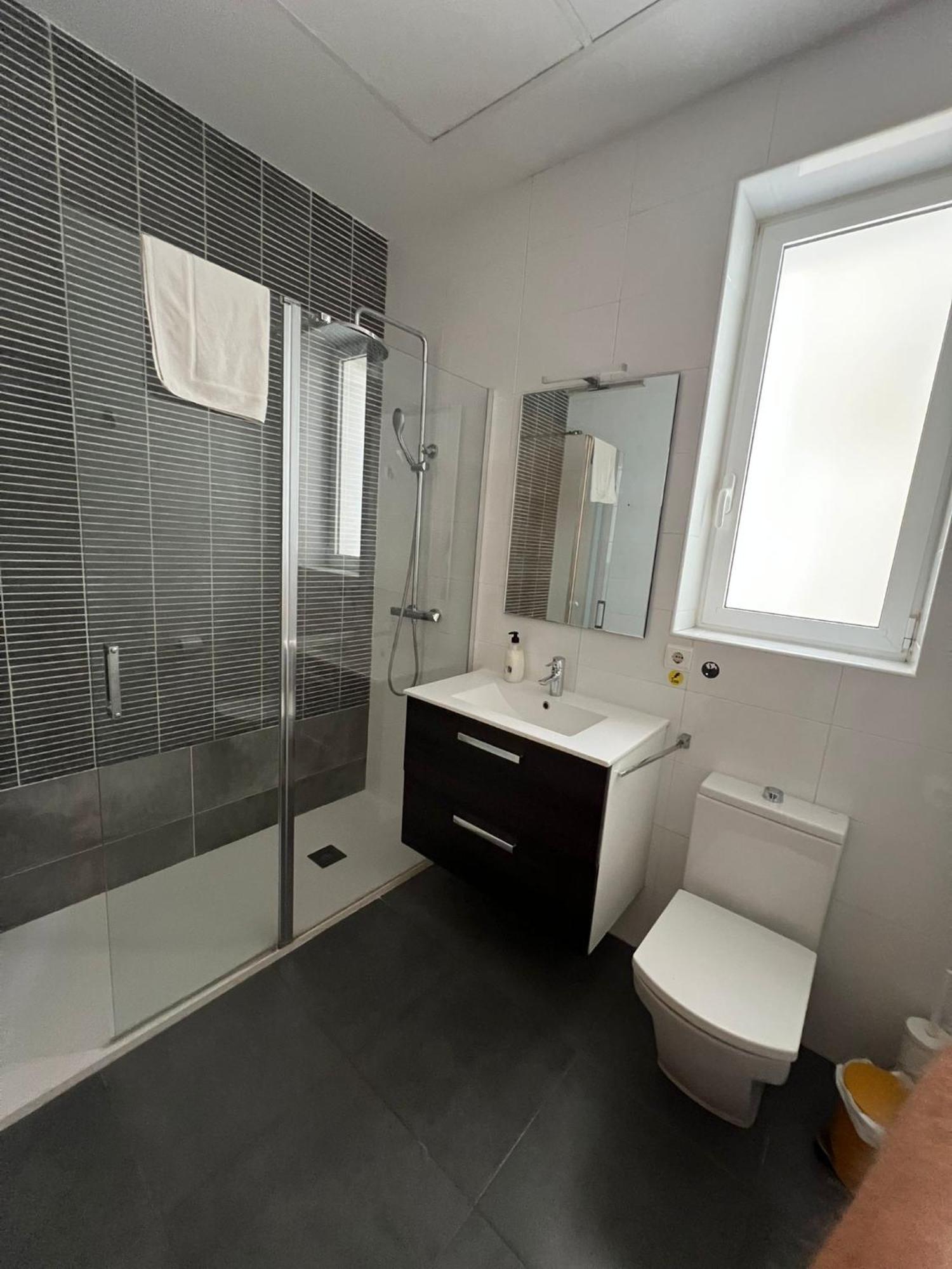 Deluxe Apartment mit Balkon und 2 Schlafzimmern