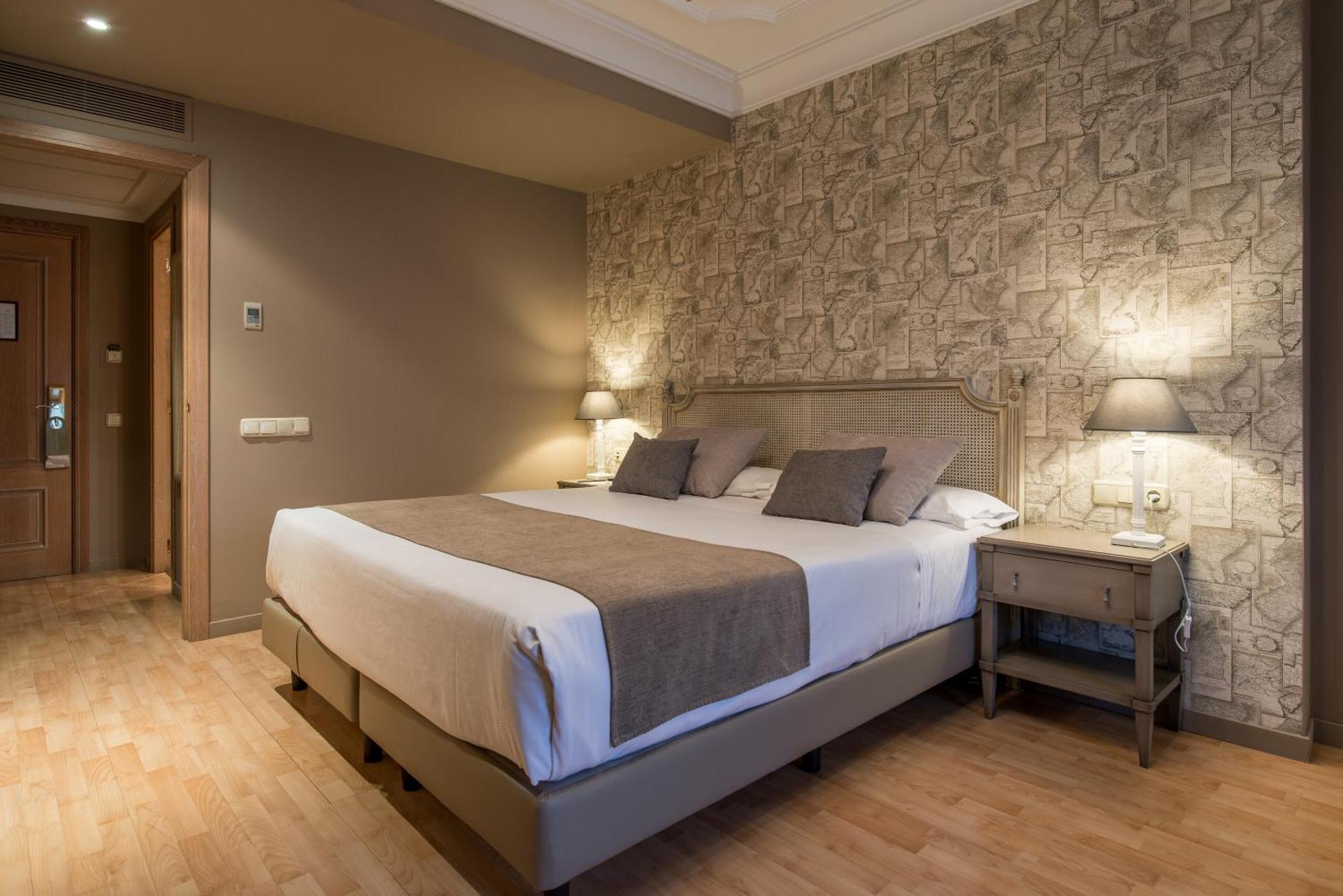 Vincci Room