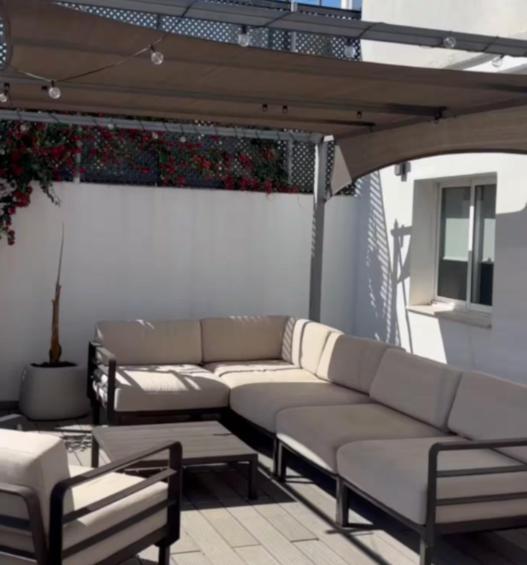 Superior Penthouse Apartment