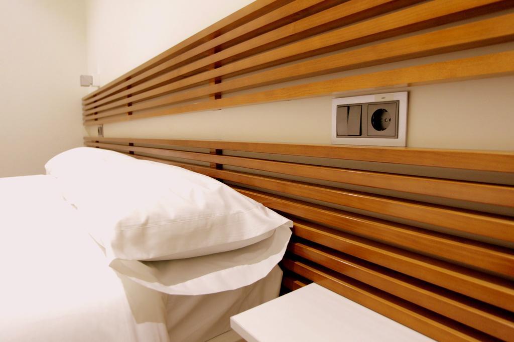 Twin Room Private Bathroom