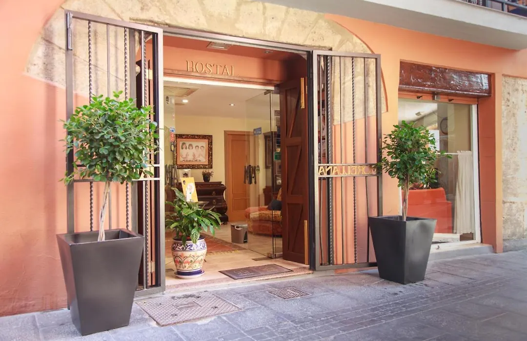 Hostal Antigua Morellana-1