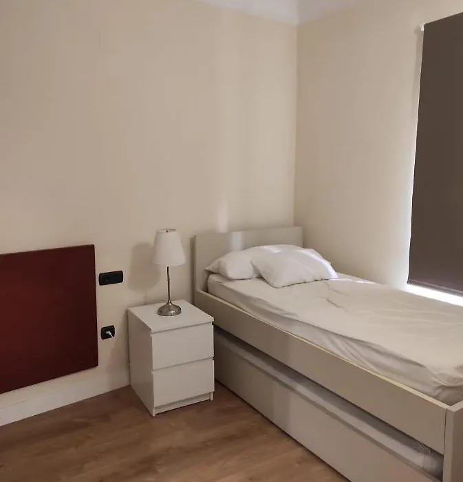 APARTAMENTOS En Plom-1