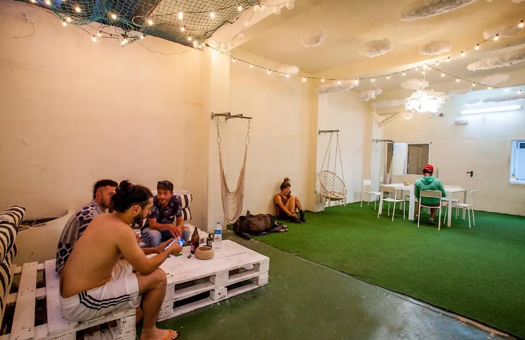 Capsule Hostel Valencia-1