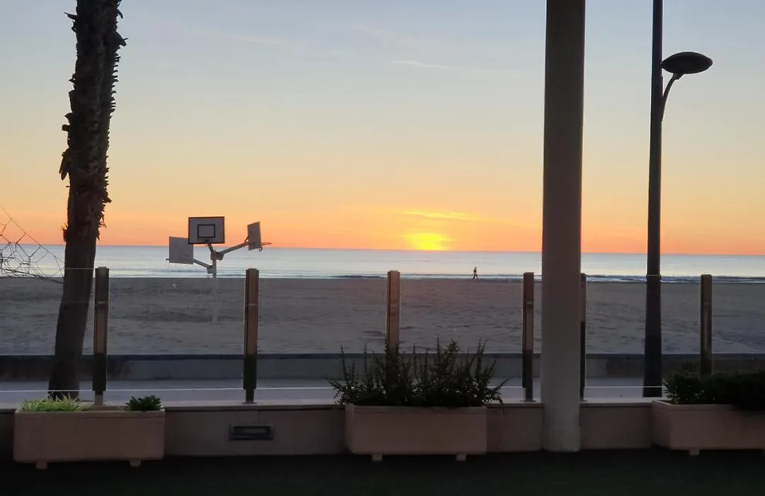 Beach Valencia Luxury Apartment With Terrace And Sea Views-1