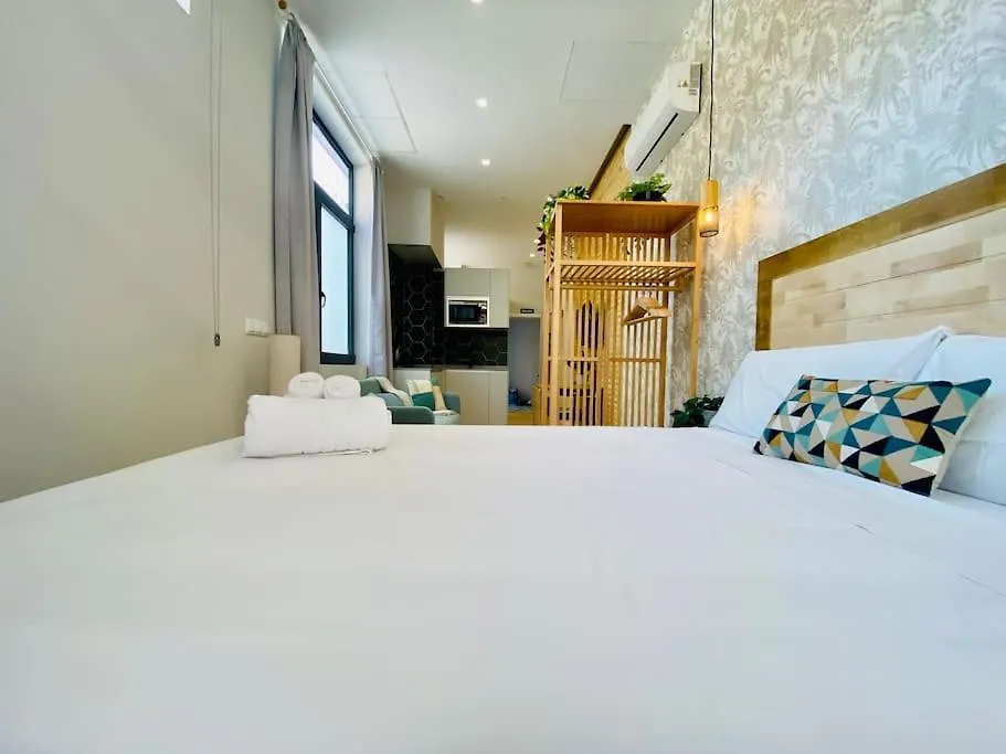 Florit Flats - The Cabanyal Suites 02-1