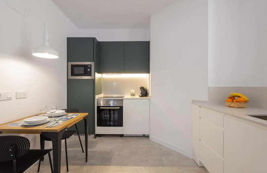 Casa Florit - Ceramic Homes - 4 Guest - Ac Wifi - Near Sorolla Train Station-1