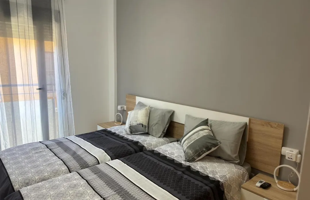 Apartamento Primera Linea De Mar-1