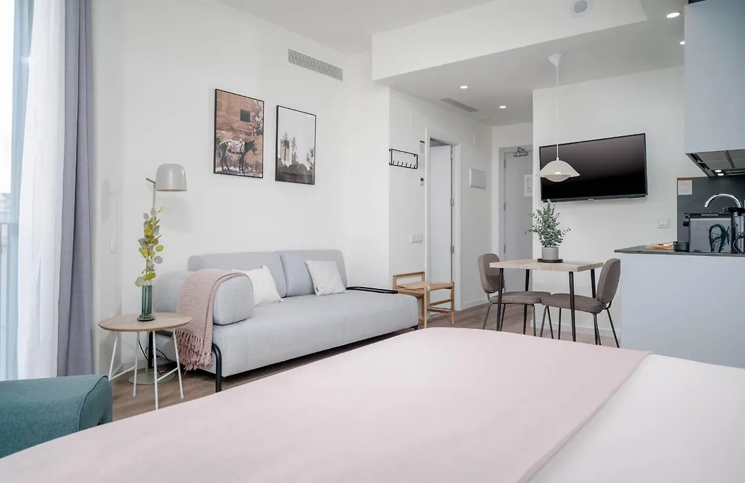 Limehome Valencia Carrer De Sant Jacint-1