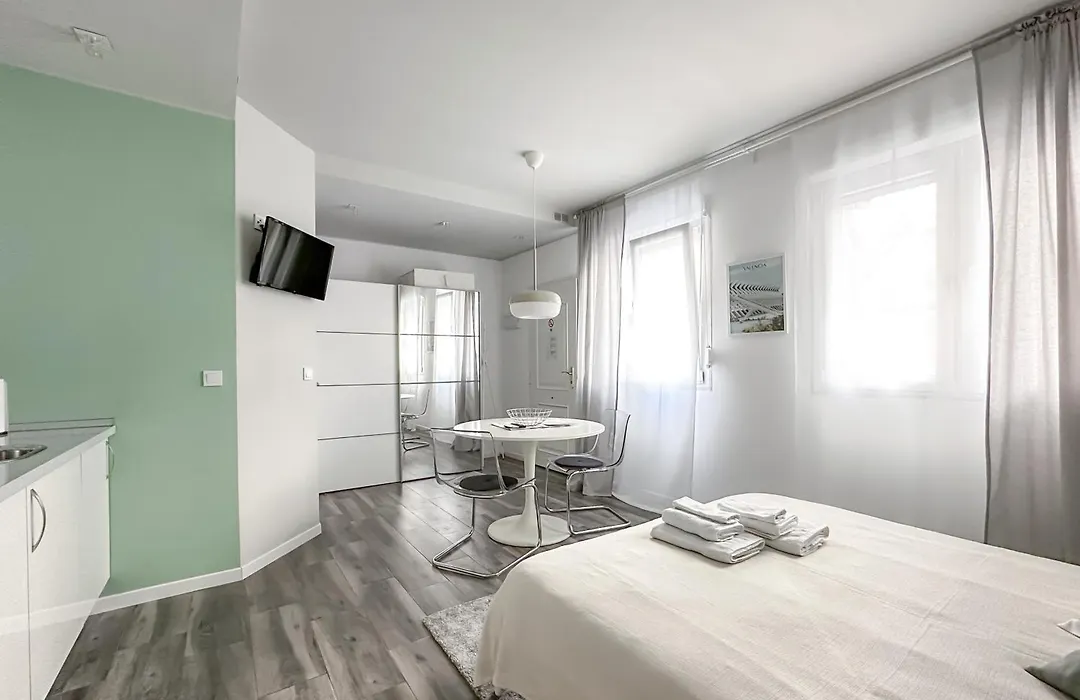 Budget Inn-1