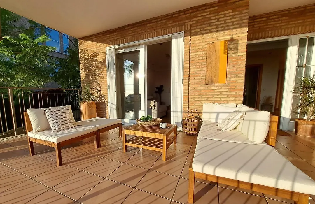 Casa en Valencia, cerca de golf, playas, moto Gp-1