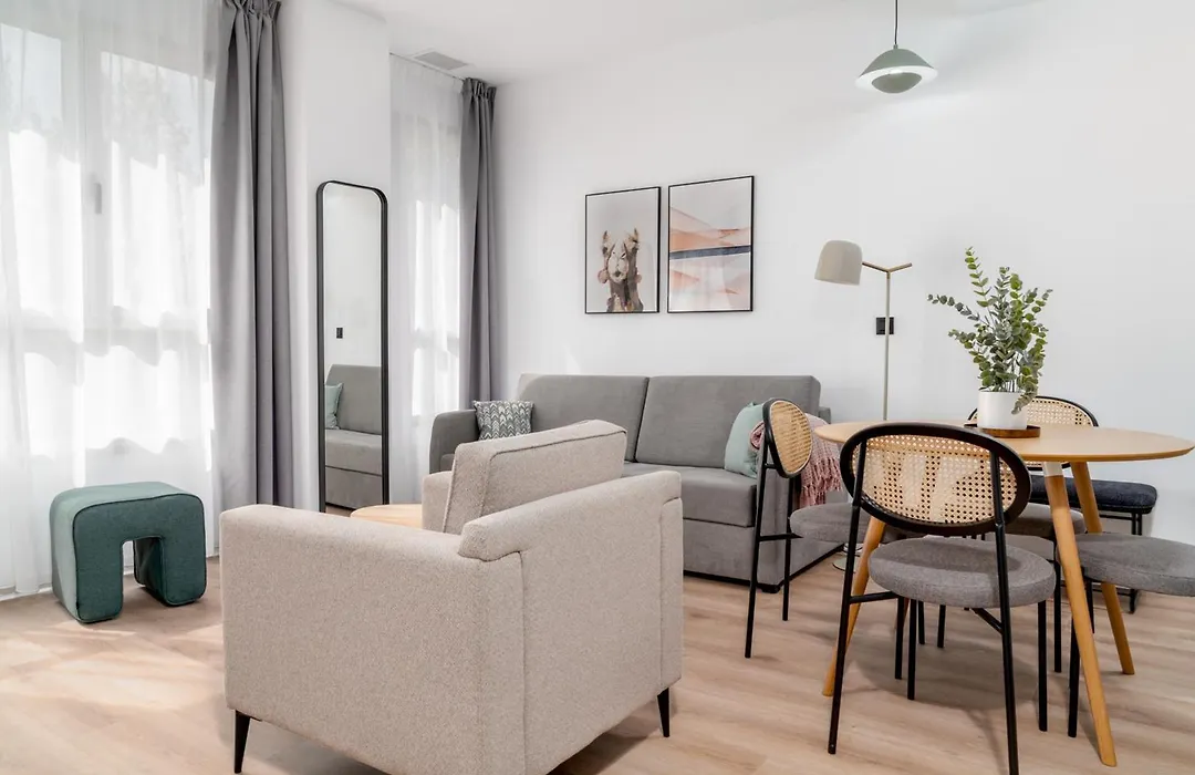 Limehome Valencia Carrer D'Antonio Ferrandis-1