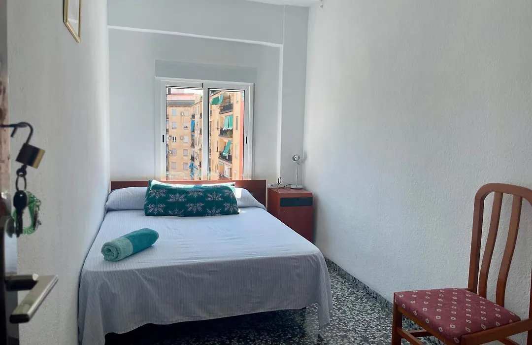 Private Room In Shared Apartment Valencia Workstay-1