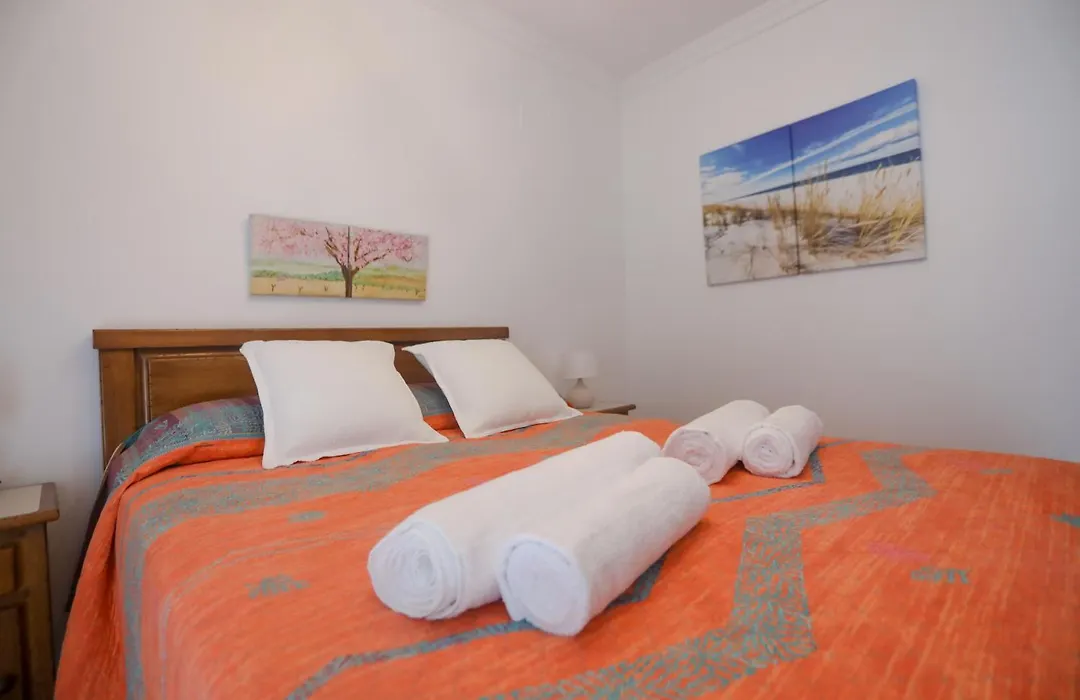 Lovely Apartment Near The Beach & City Of Arts And Sciences-1