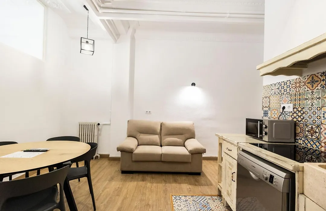 Live In Chianti Apartaments By Concept Flats-1