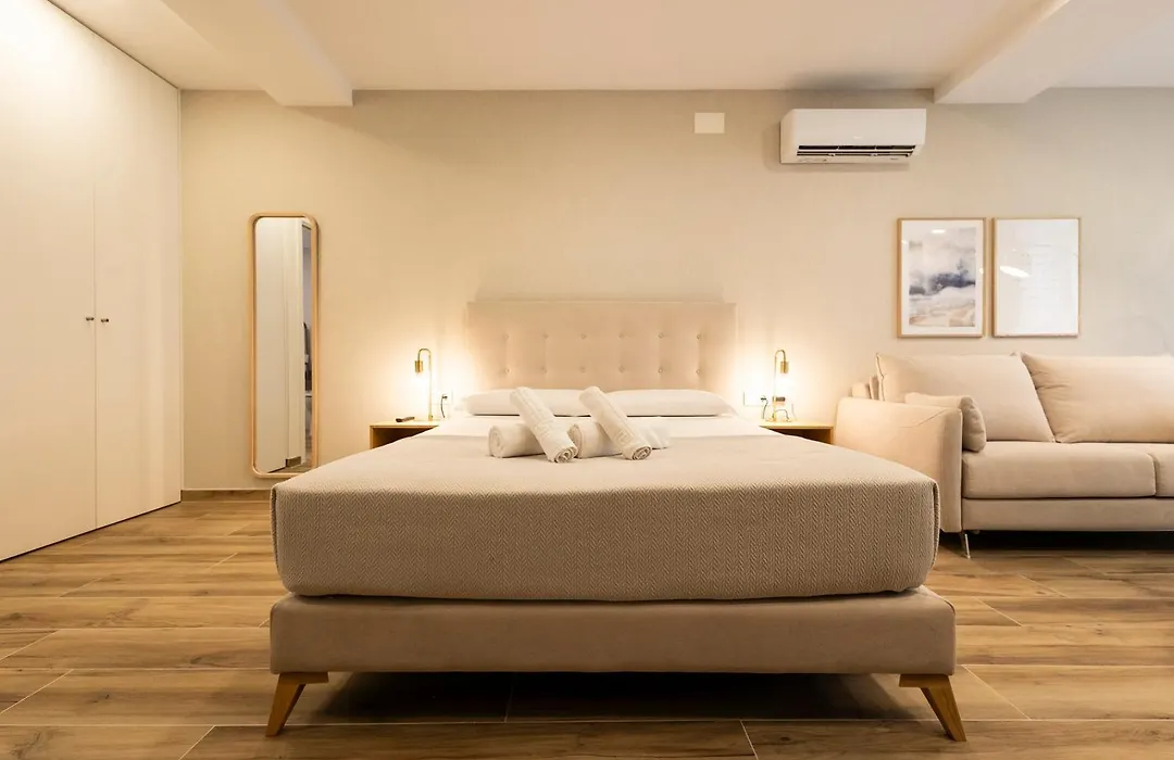 Cortes Suites By Concept Flats-1