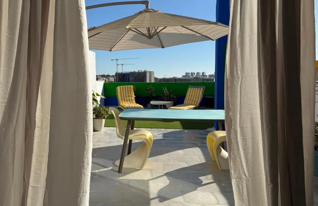Petite Penthouse With The Sunniest Terrace In Valencia-1