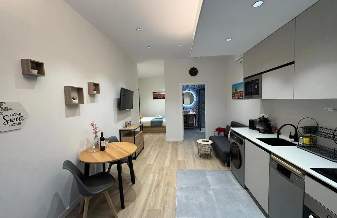 Gato - Central Apt - Turia Park By Rio Turia Apartments-1