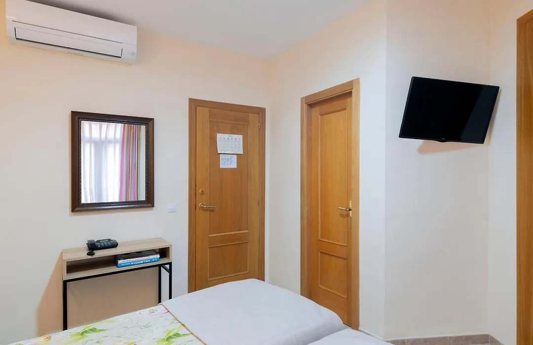 Hostal Antigua Morellana-1