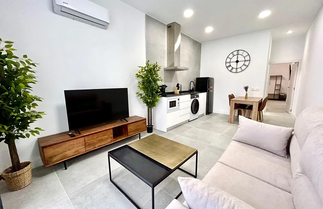 Valencia Urban Escape Comfort Meets Luxury, 4 Ppl-1