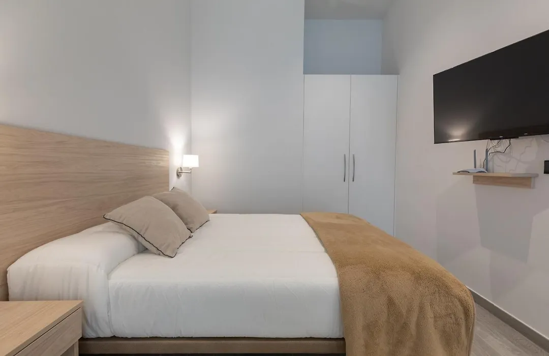 Apartamento 1º nuevo cerca playa-1