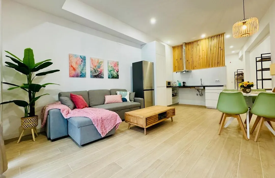 Loft 2 - Space & Conform Close To Center-1