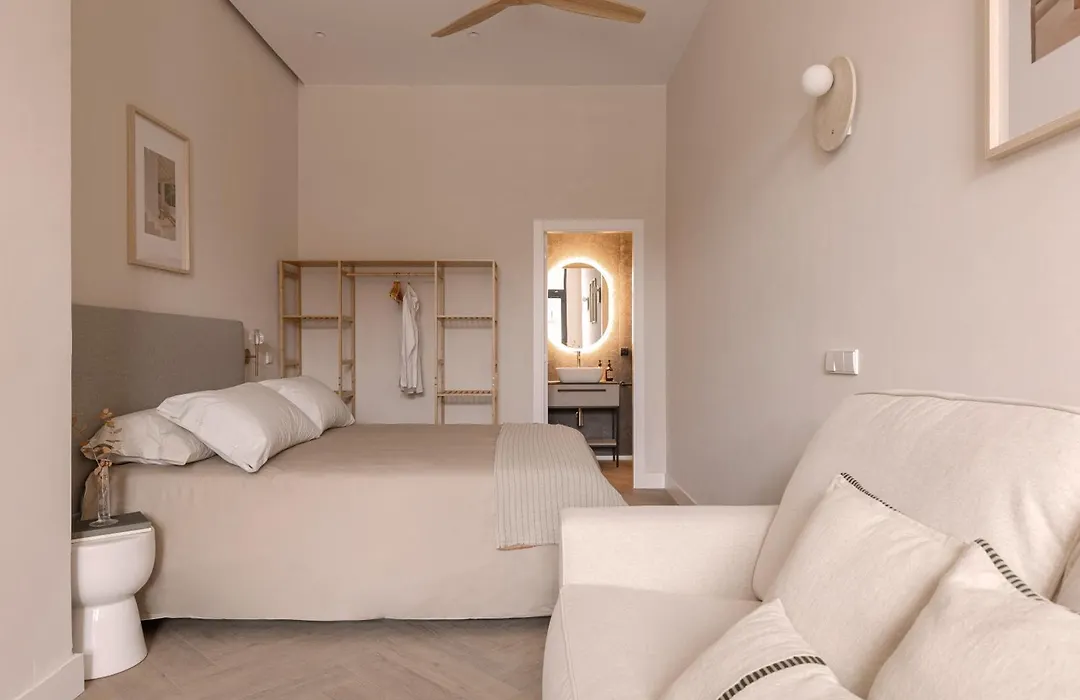 Mh Apartments Central Valencia-1
