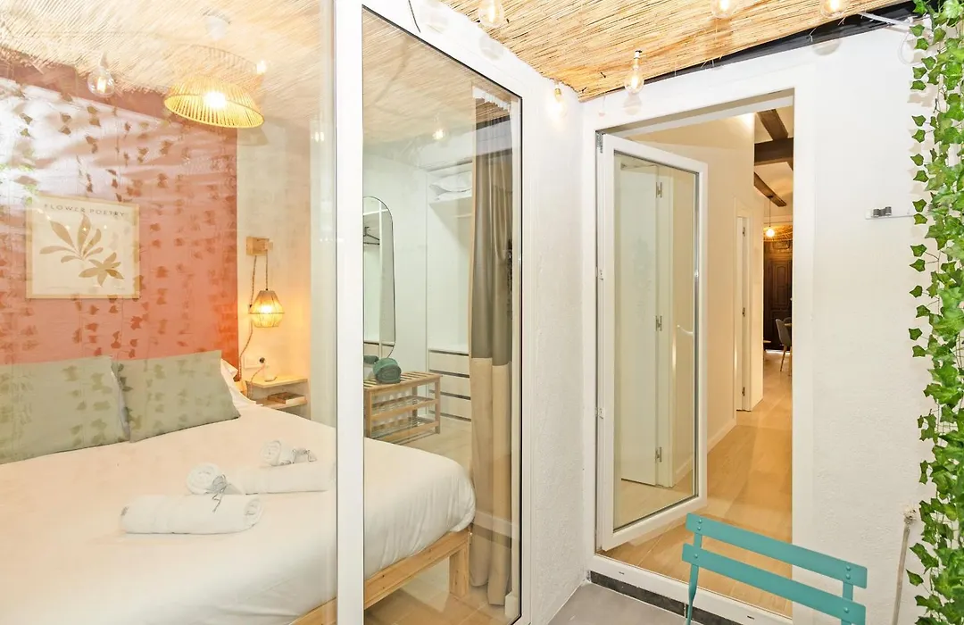 Exclusivo apartamento a 5 minutos de la playa-1